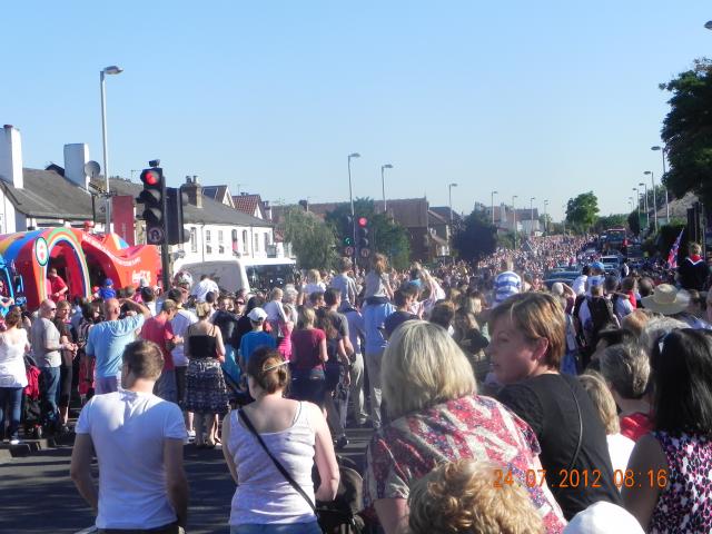 CROWDS FORM AROUND HOOK LIBRARY